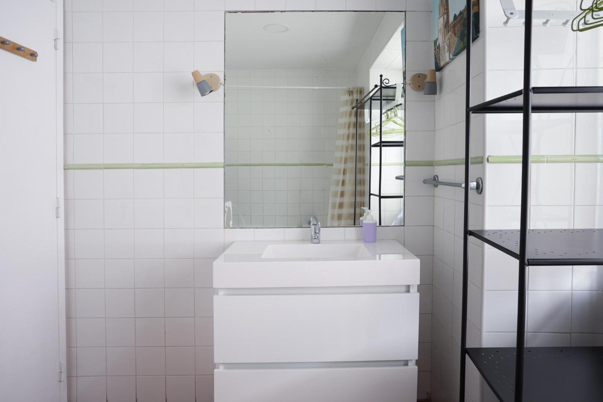 Apartment Center In Lively Bairro Alto! Lisbon